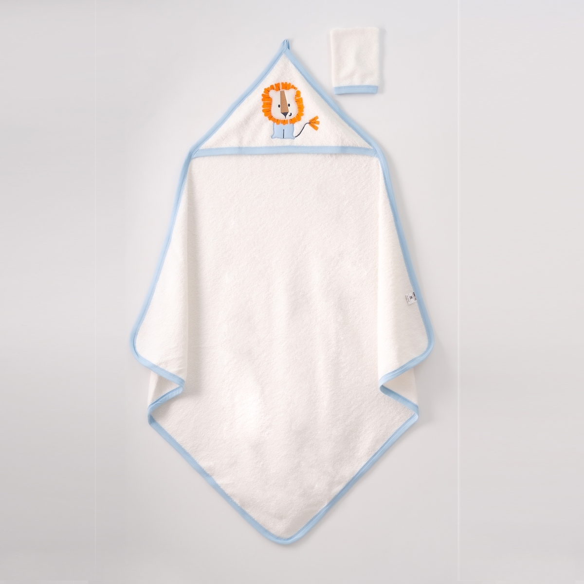 ASLAN NAKIŞLI HAVLU 100*100 CM 