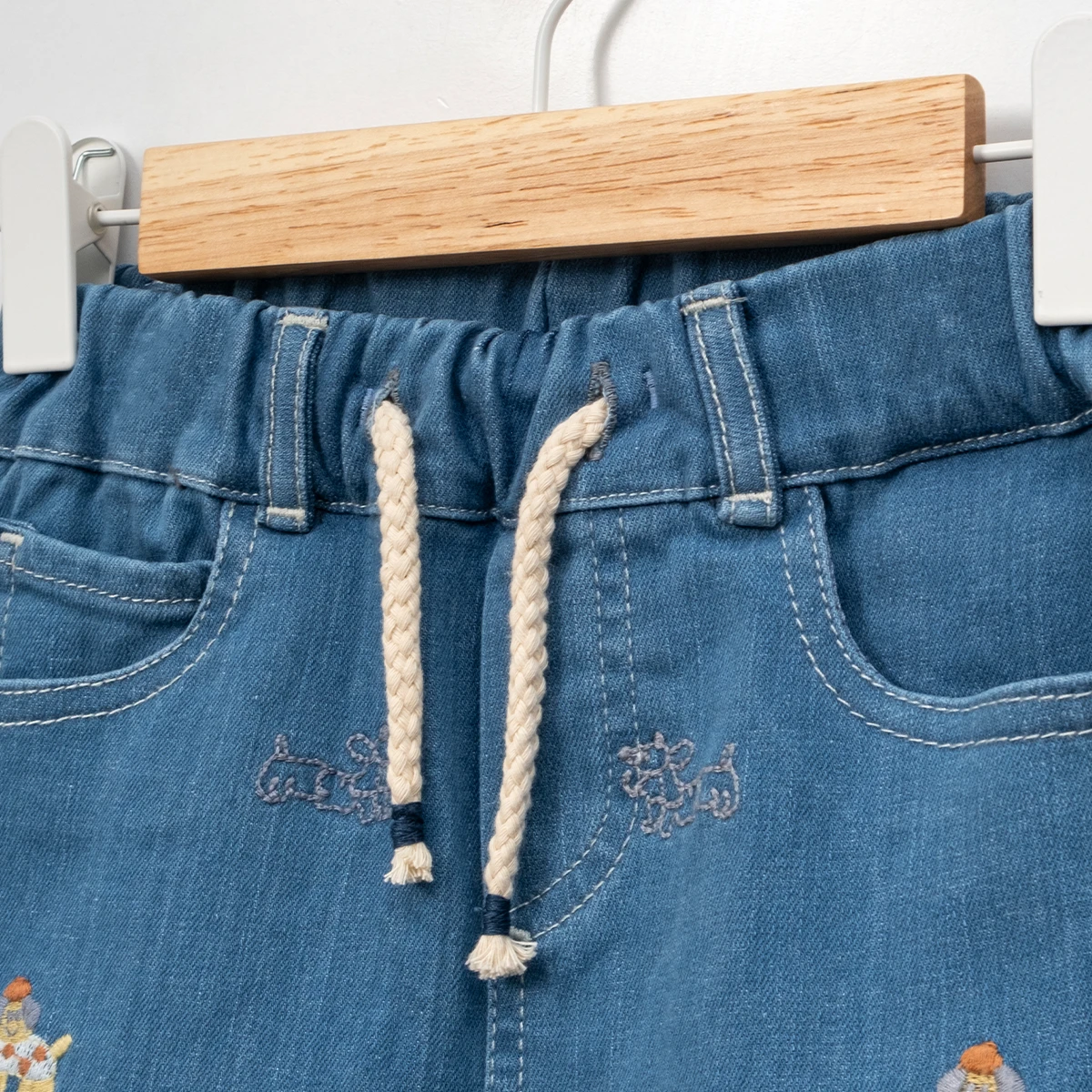 ERKEK ÇOCUK 1-4 YAŞ NAKIŞLI KOT PANTOLON 