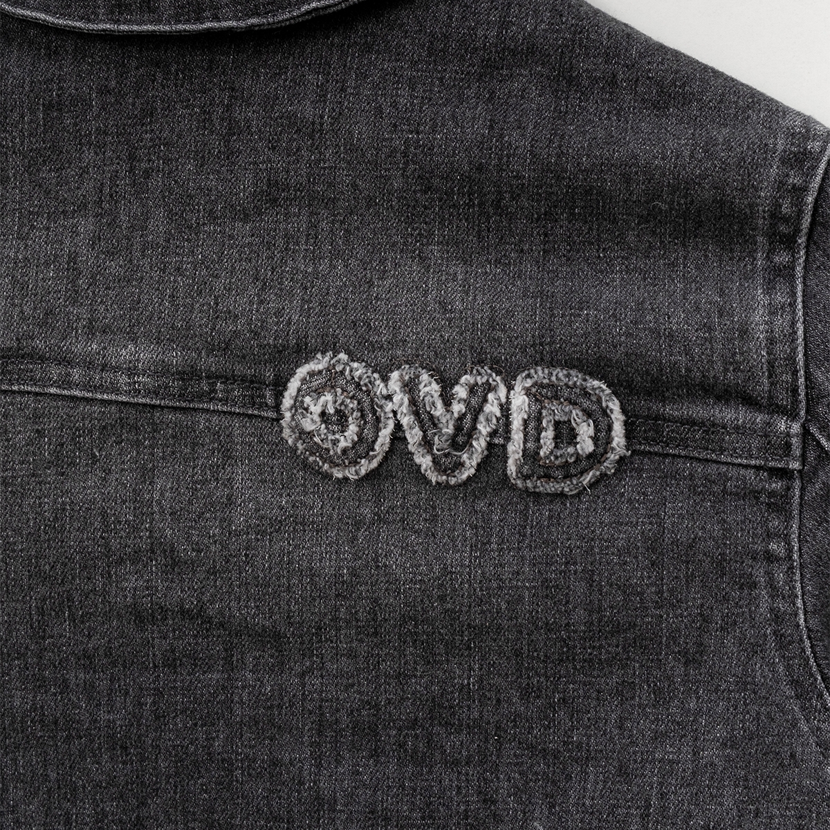  УНИСЕКС 4-7 ЛЕТ КУРТКА С ВЫШИВКОЙ УНИСЕКС 