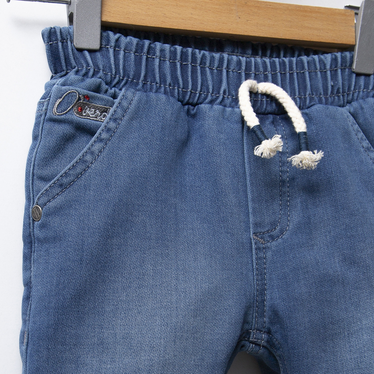 ДЖИНСОВЫЕ БРЮКИ ДЛЯ МАЛЬЧИКОВ 1–4 ЛЕТ