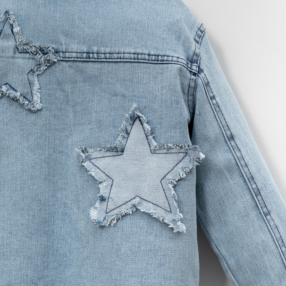 ДЕВОЧКА 5-8 ЛЕТ ДЖИНСОВАЯ КУРТКА 