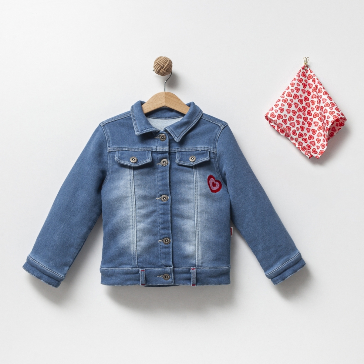 ДЕВОЧКА 3-6 ЛЕТ ДЖИНСОВАЯ КУРТКА С ПРИНТОМ КРОЛИКА