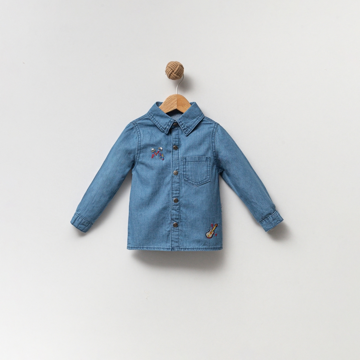 ДЖИНСОВАЯ РУБАШКА С ВЫШИВКОЙ УНИСЕКС 1–4 ЛЕТ
