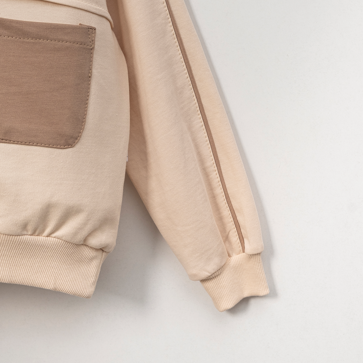 ERKEK ÇOCUK 5-8 YAŞ CEP DETAYLI SWEAT 