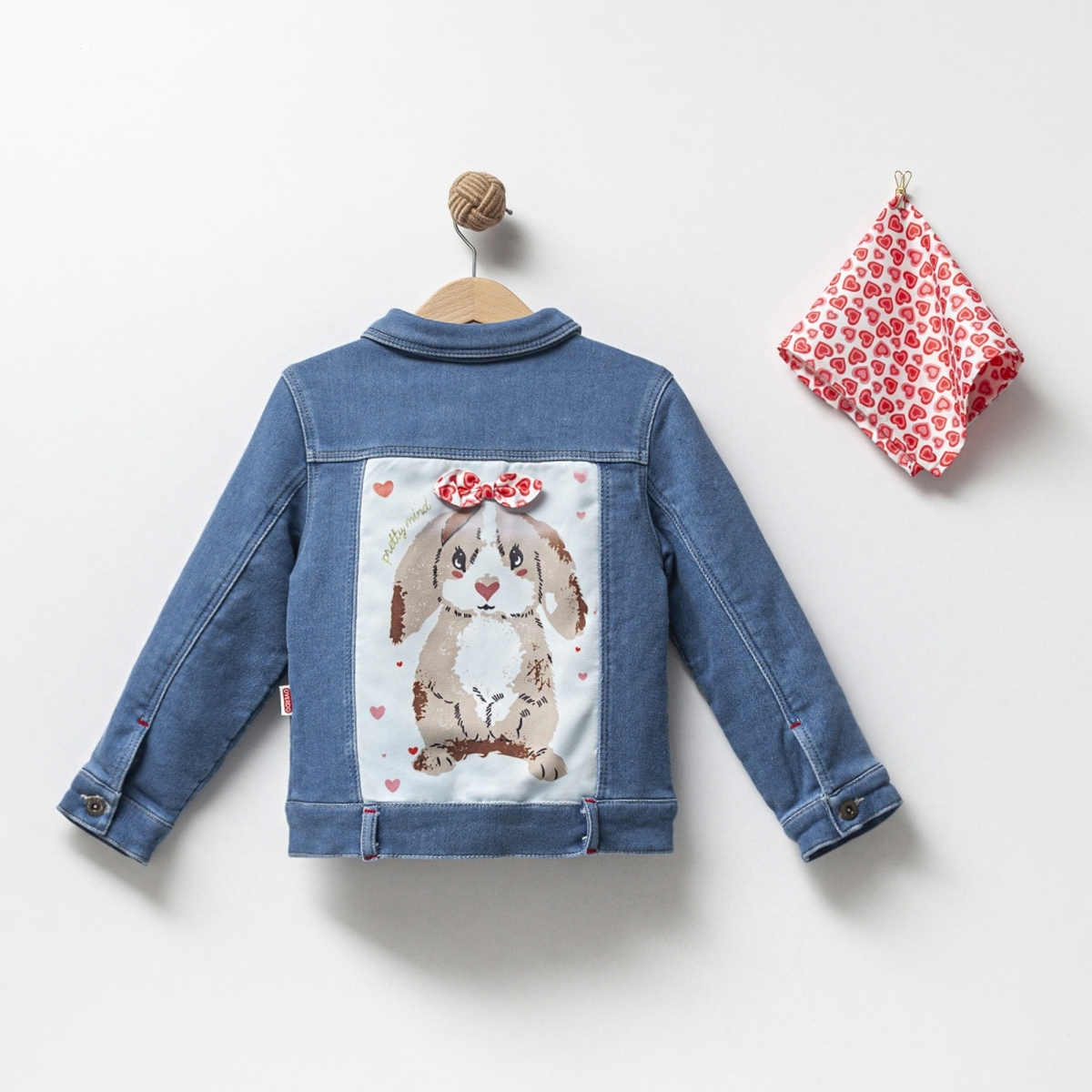 ДЕВОЧКА 3-6 ЛЕТ ДЖИНСОВАЯ КУРТКА С ПРИНТОМ КРОЛИКА