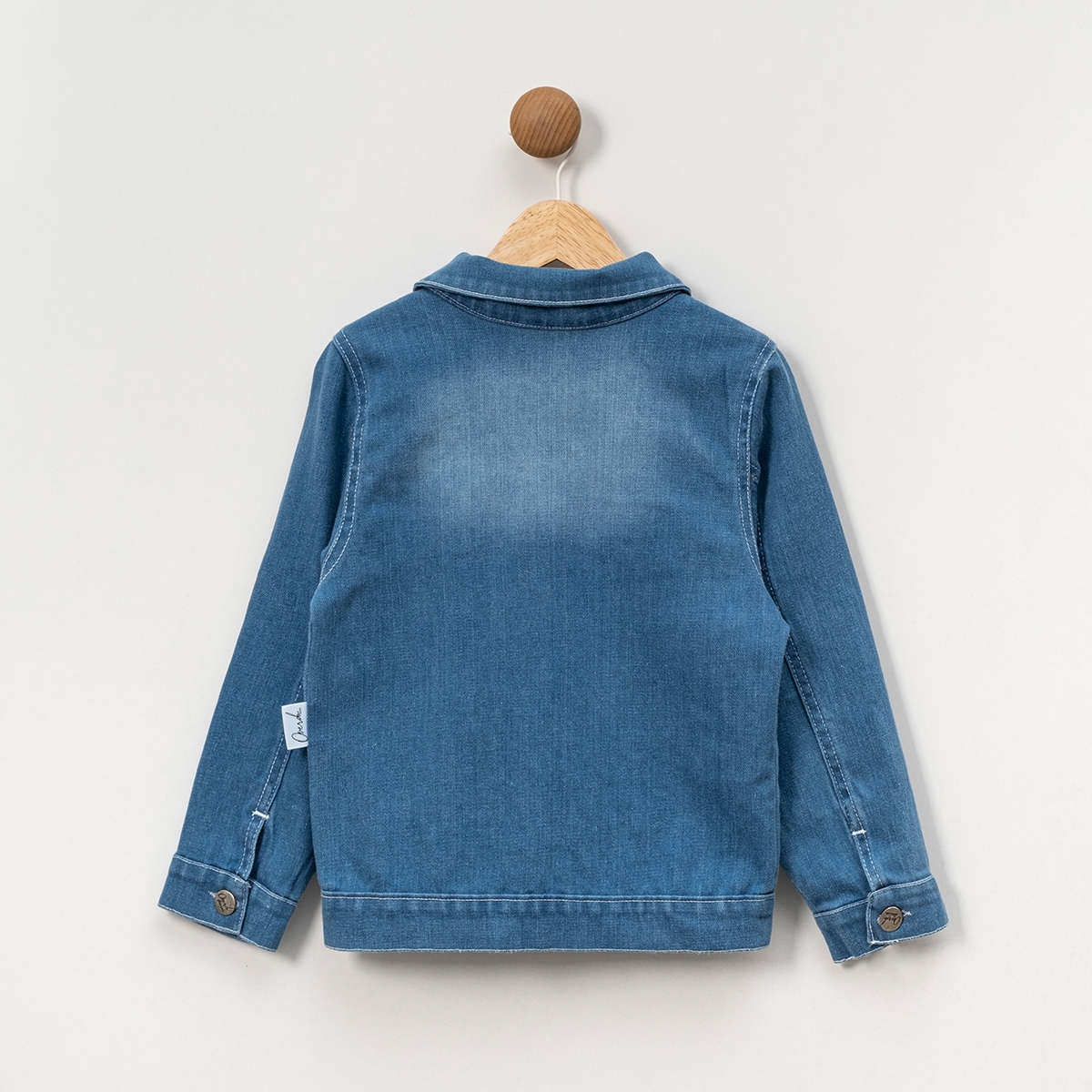 ДЕВОЧКА 5-8 ЛЕТ ДЖИНСОВАЯ КУРТКА С ВЫШИВКОЙ