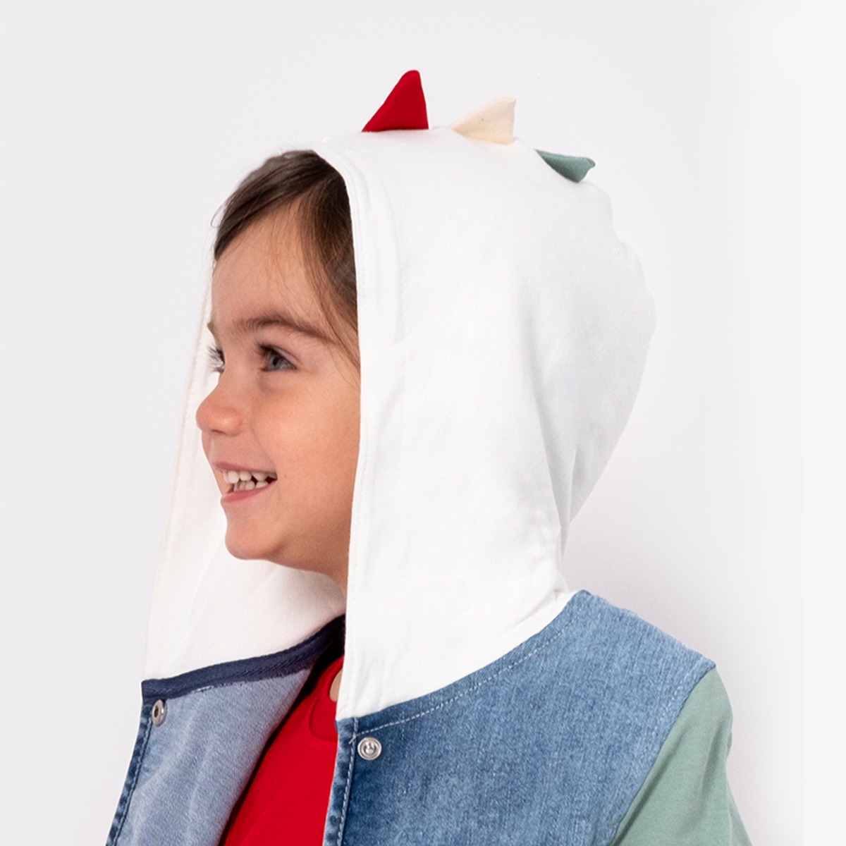 МАЛЬЧИК 1–4 ЛЕТ ДЖИНСОВАЯ КУРТКА С КАПЮШОНОМ 