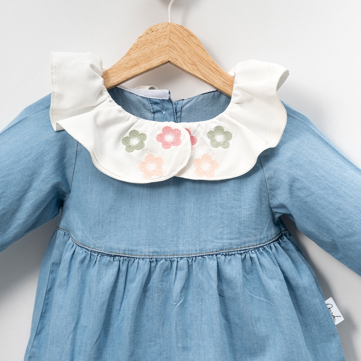 ДЕВОЧКА 1-4 ЛЕТ ДЖИНСОВОЕ ПЛАТЬЕ С ВЫШИВКОЙ 