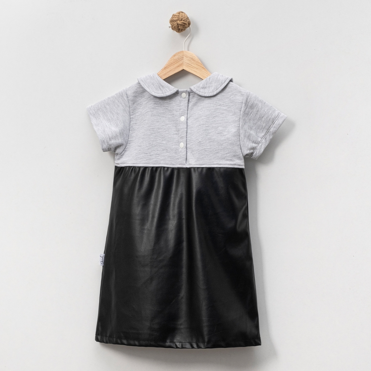 ДЕВОЧKA 5-8 ЛЕТ КОЖАНОЕ ПЛАТЬЕ