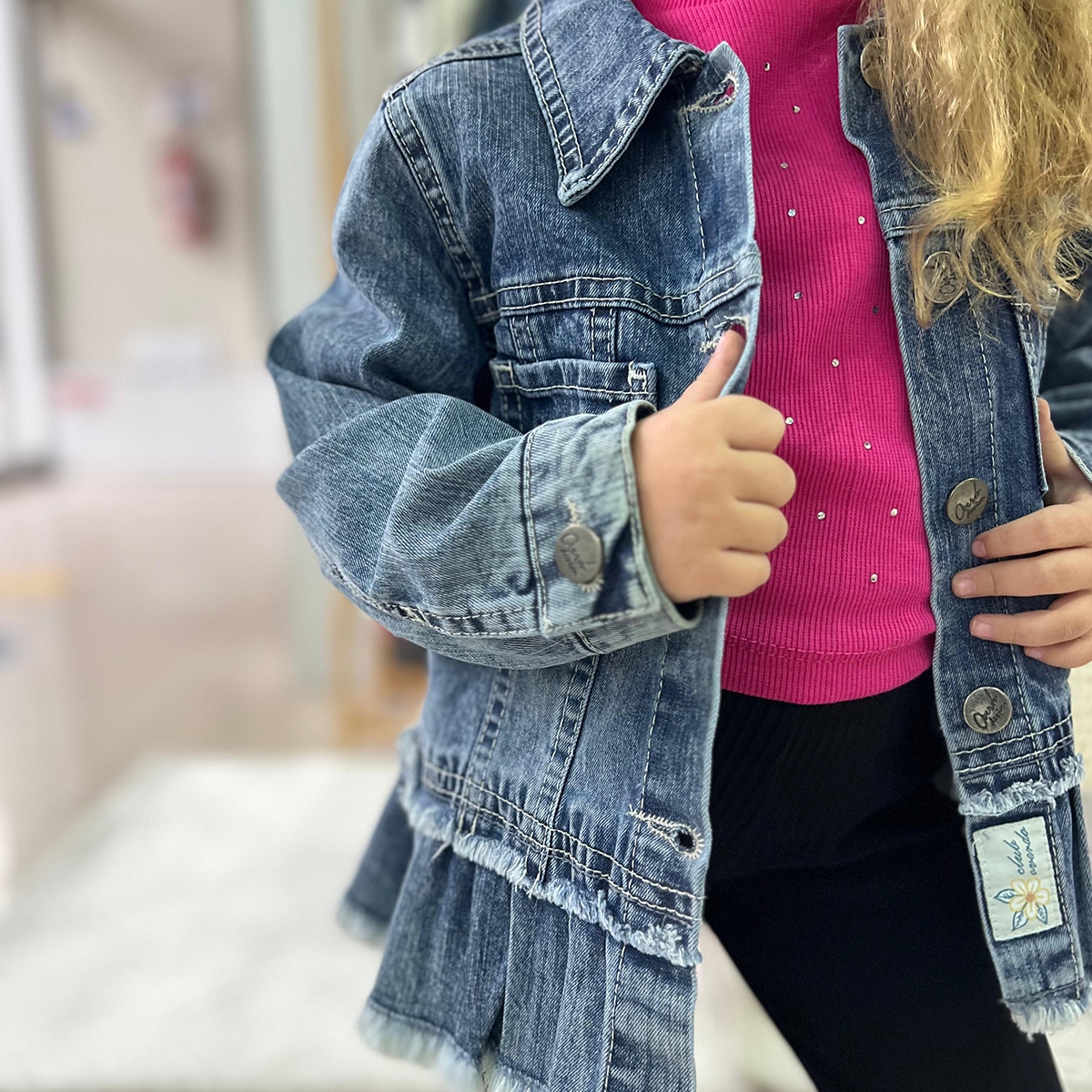 ДЕВОЧКА 1-4 ЛЕТ ДЖИНСОВАЯ КУРТКА С ВЫШИВКОЙ