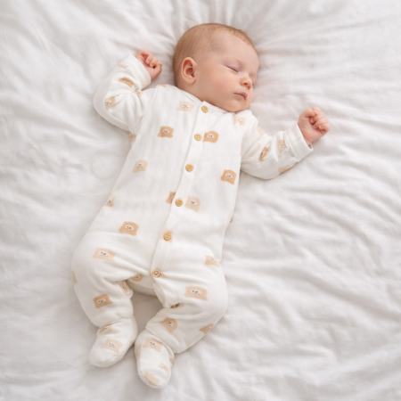 BEBEK 3-6-9 AY  BASKILI KAPİTONE TULUM 